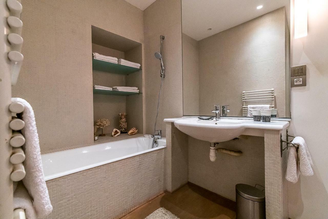 Апартаменти Ametsa, Luxury Flat, Terrace And Wonderful Seaview, In Біарріц Екстер'єр фото